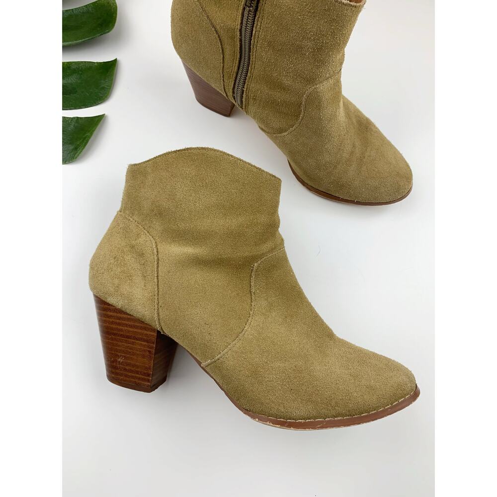 Urban Outfitters Westie Suede Ankle Boots Green Tan Boho Western Women's 10